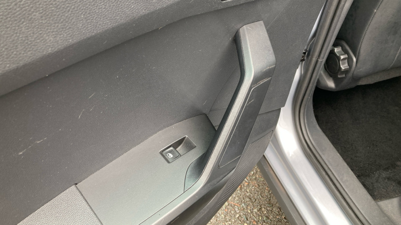 SEAT Arona 1.0 TSI 110 FR Edition 5dr Petrol Hatchback